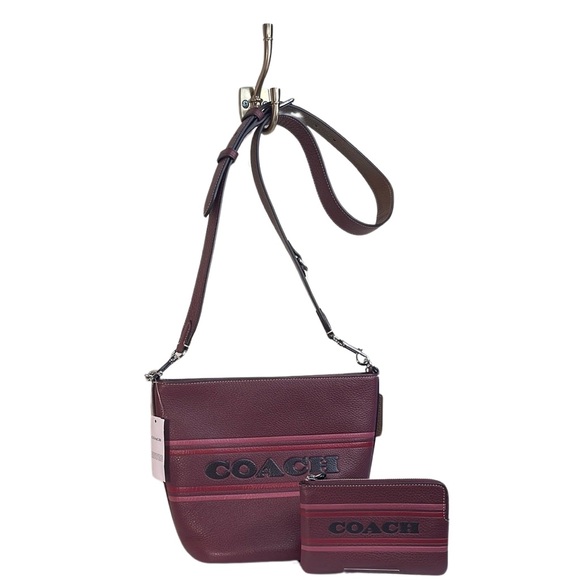 Coach Handbags - Coach Maroon Adjustable Bucket Bag Lzip Wristlet Set